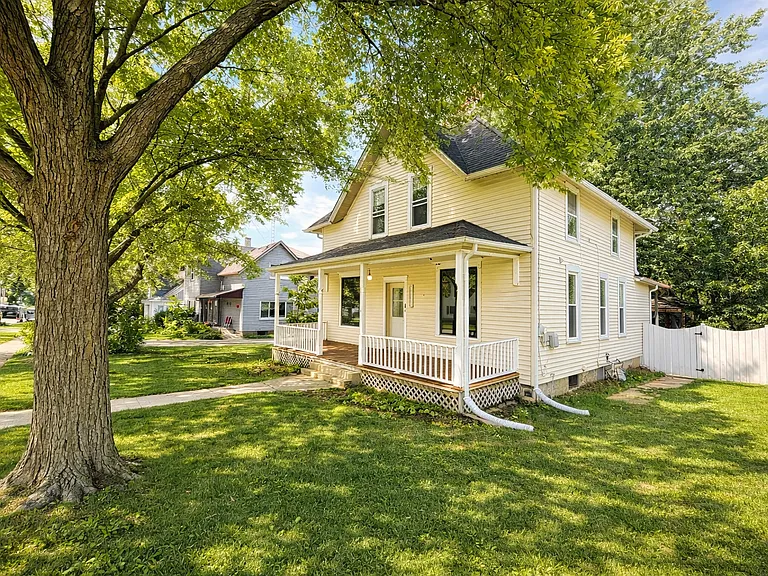 11116 S Myrtle St — Photo 3