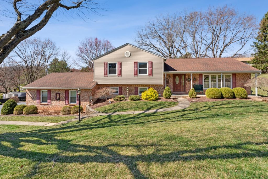 Real estate listing image