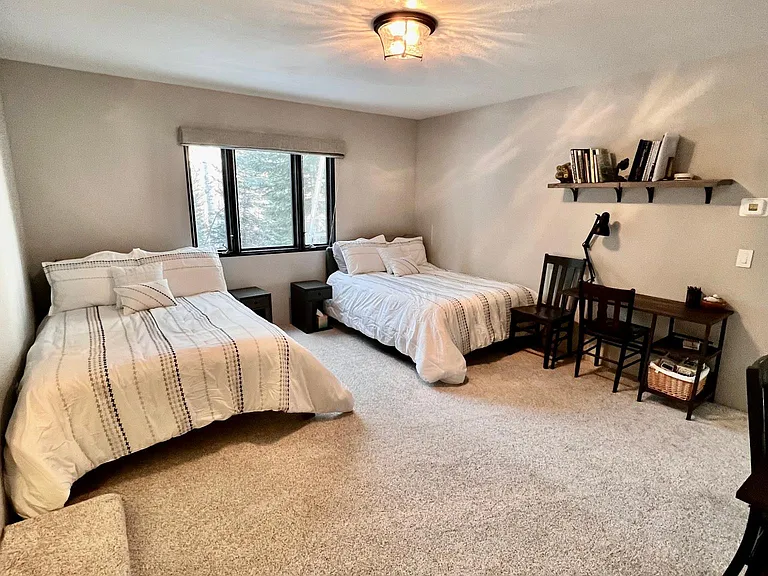 127 Maple Ridge Ln — Photo 27