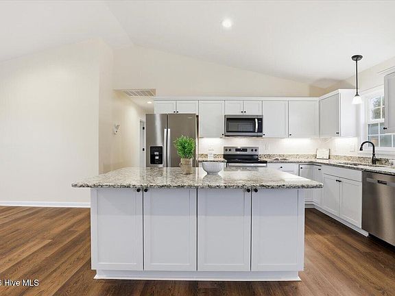 4th image of 1581 Thunder Swamp Road