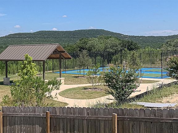 4th image of 22300 Lago Lookout Ln