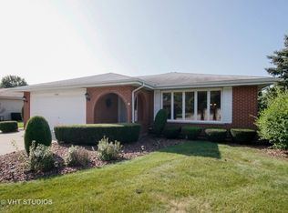 7631 W 157th St, Orland Park, IL