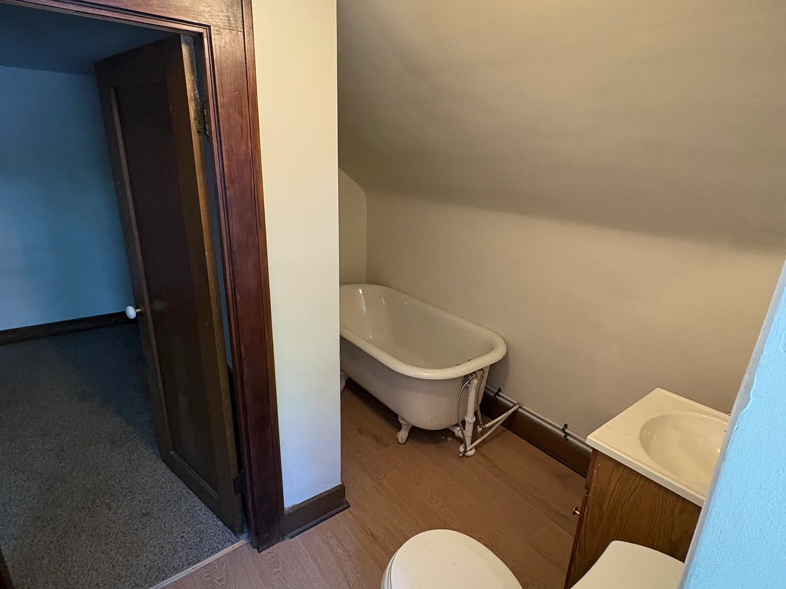 2 bed, 650 sqft, $850 — Photo 4