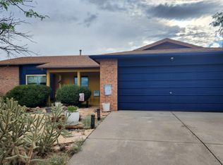 625 Ivory Rd SE, Rio Rancho, NM 87124