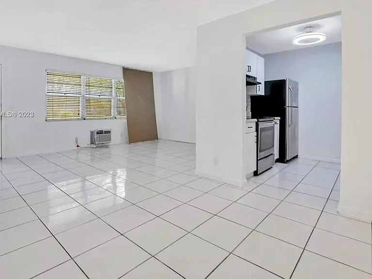 100 SW 132nd Way #109K — Photo 7