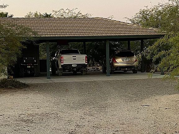 3rd image of 40496 Granite Ln