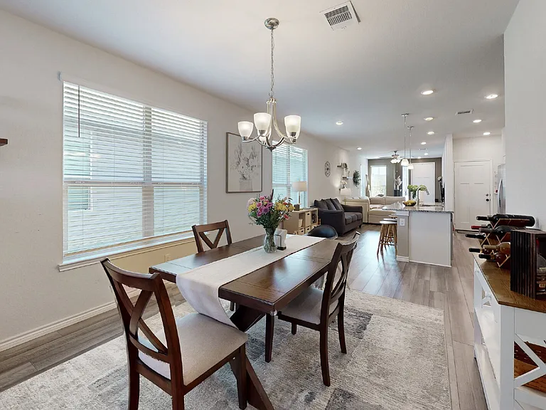 1011 Toledo Bend Dr — Photo 11