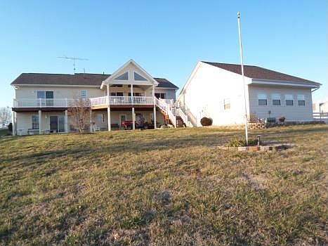 1st image of 6713 Lake Pointe Dr