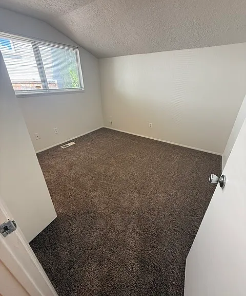 6115 S Kelly Ave — Photo 30