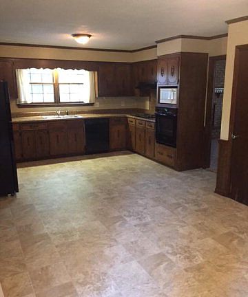 5th image of 4542 Glenda Ln