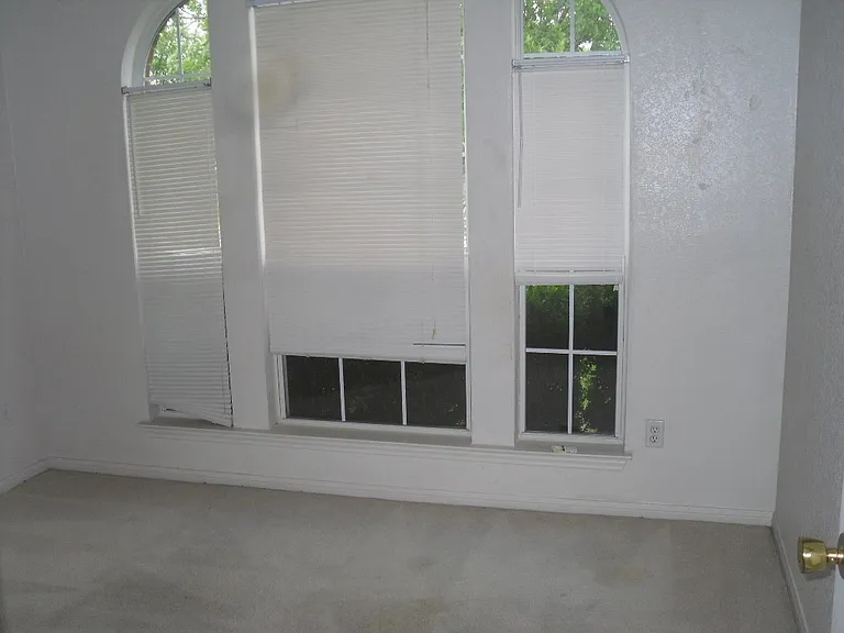 4201 Windwood Dr — Photo 13
