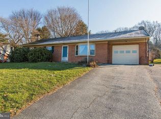 3160 Bowman Rd, Lancaster, PA 17601