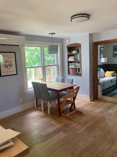3 bed, 1.5 bath, 1800 sqft, $2,100 — Photo 3