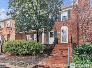 7611 Tiverton Dr, Springfield, VA 22152