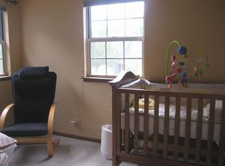 1948 Wellington Pl, Downers Grove, IL 60516