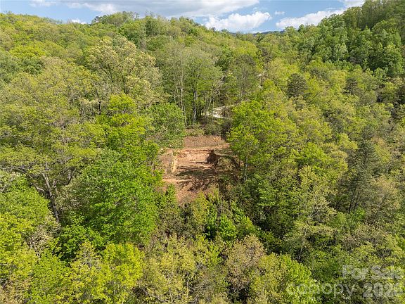 3rd image of 1 Breedlove Rd