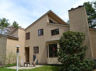 31 Holly Pond Rd, Marion, MA 02738