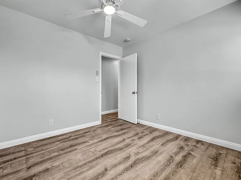 221 Avocado St #A — Photo 15