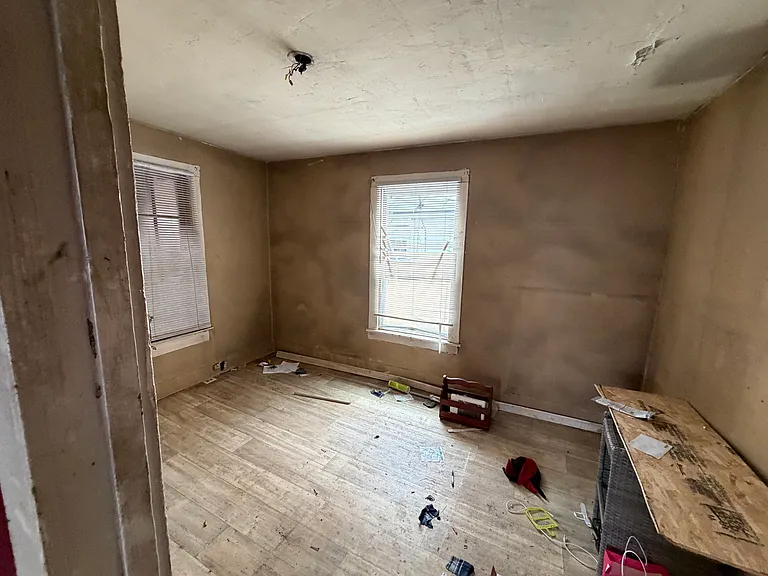 203 Raleigh Ave — Photo 4