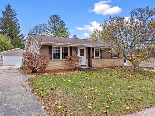 625 Victoria STREET, West Bend, WI 53090