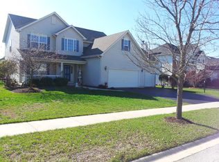 412 Hackney Ln, Oswego, IL 60543