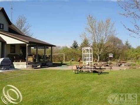 4358 Ketchum - covered porch.jpg