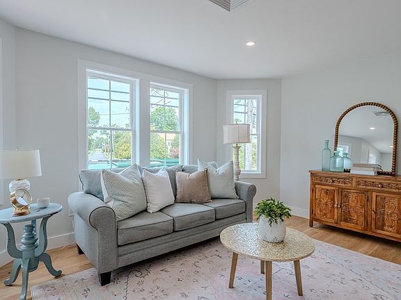 3rd image of 199 South Ave #3