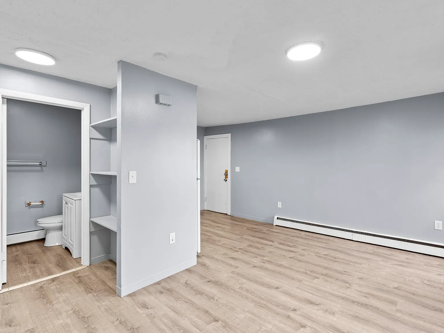 26-28 Lawrence Street - 28-6 — Photo 4