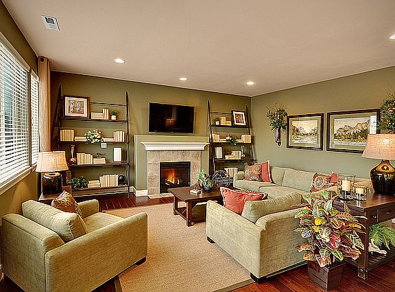 2nd image of 18505 19th Avenue Ct E