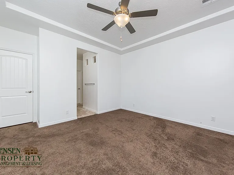 593 N Sage Crest Dr — Photo 15