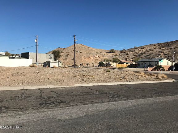 4th image of 3009 Dawn Dr Lot 12