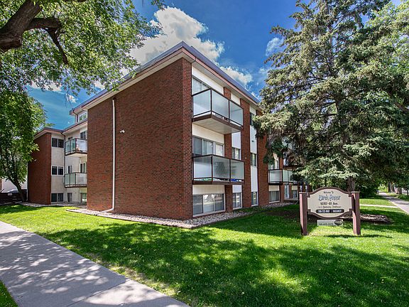 3rd image of 10707 81st Ave NW #1560665