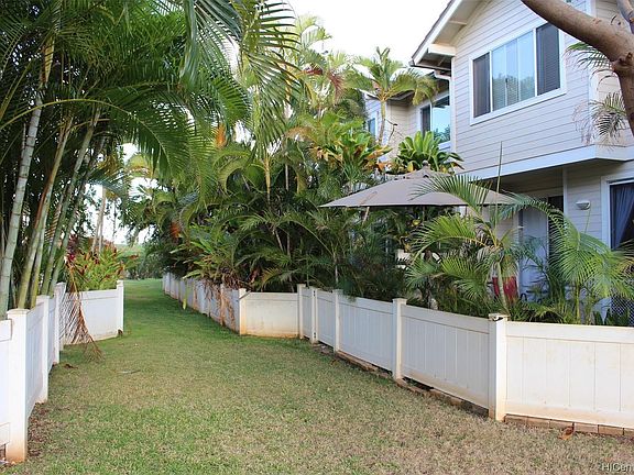 3rd image of 92-1545 Aliinui Dr APT H