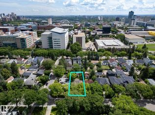 8935 117th St NW, Edmonton, AB