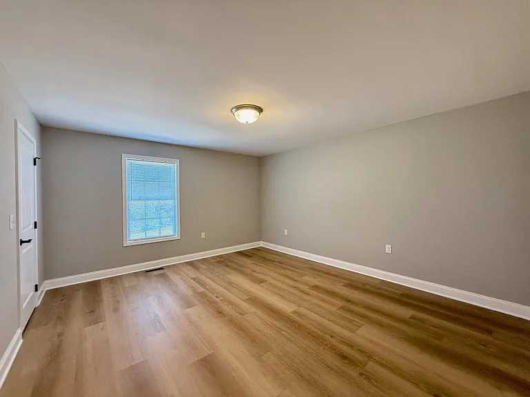 127 Adams And Corby Rd #34 — Photo 15