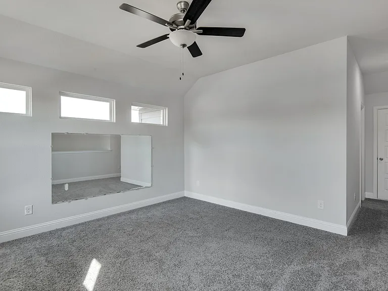 1021 Catskill Ct — Photo 20