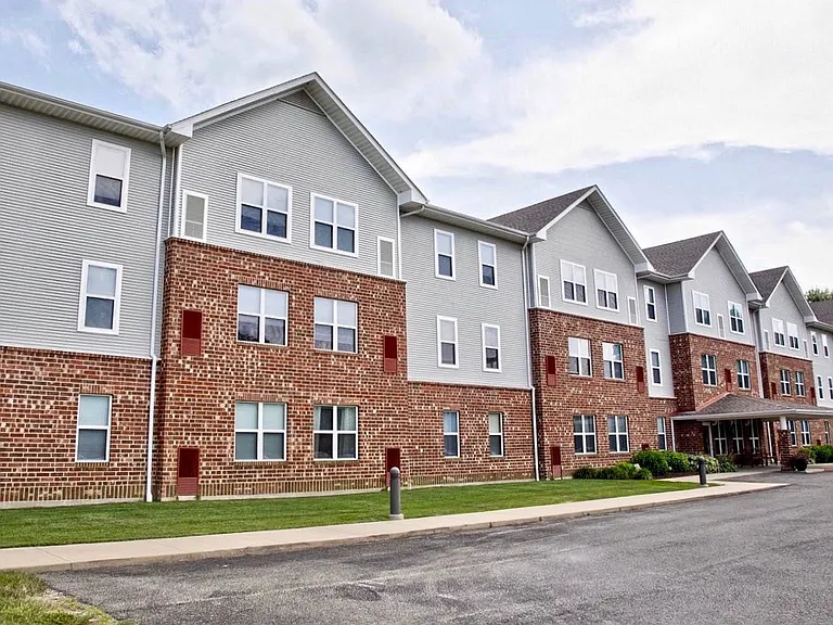 Heritage Landing 55+ Apartments — Photo 15