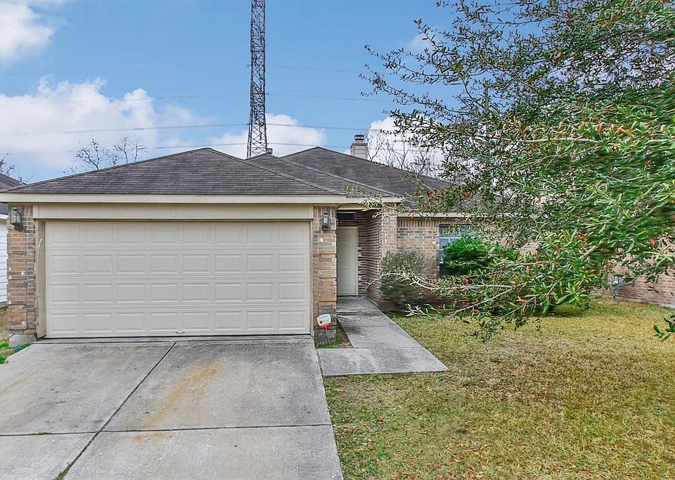 1st image of 11915 Green Coral Dr