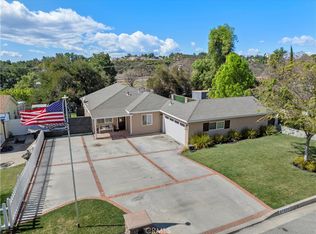27233 Santa Clarita Rd, Santa Clarita, CA 91350