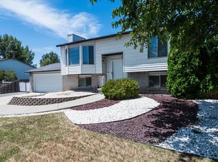 6422 S Eastbrook Dr, Taylorsville, UT 84129
