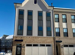 23642 Winterday Dr, Ashburn, VA 20148