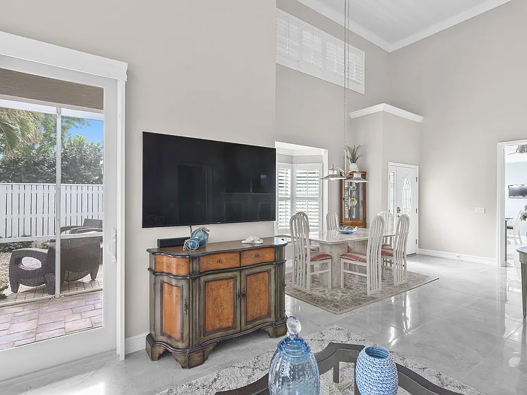 2056 Windward Way — Photo 8