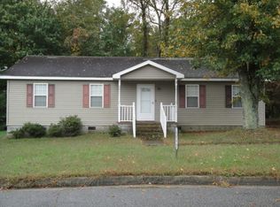 210 Locust St, Suffolk, VA 23434