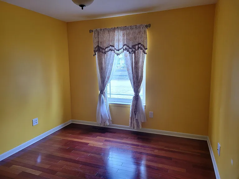 6927 Northpoint Dr — Photo 21