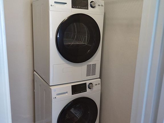 4th image of 1971 NW 43rd St #2075-A