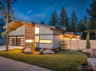 62666 NW Mount Thielsen Dr, Bend, OR 97703