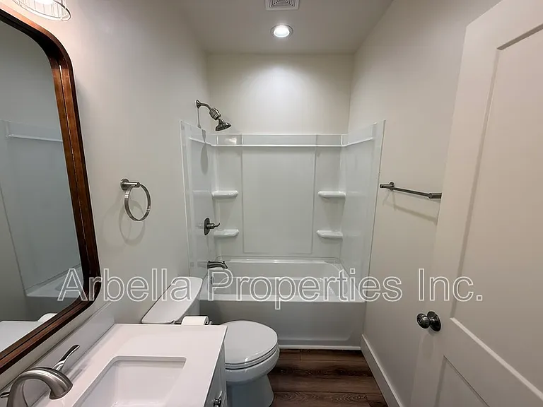 829 Hamilton St — Photo 18