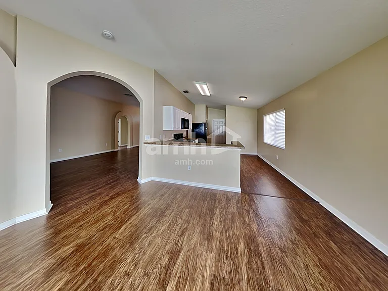 27826 Breakers Dr — Photo 8