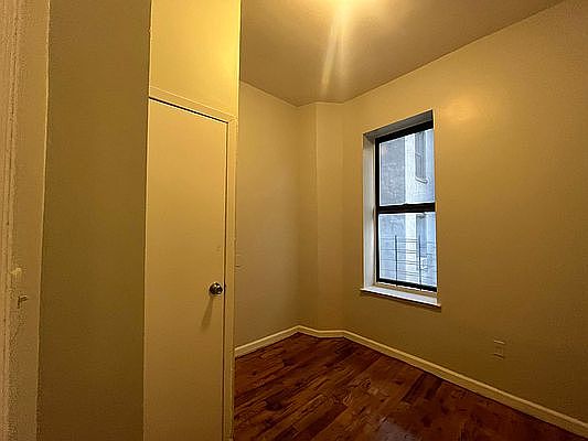 3rd image of 573 W 159th St APT 3