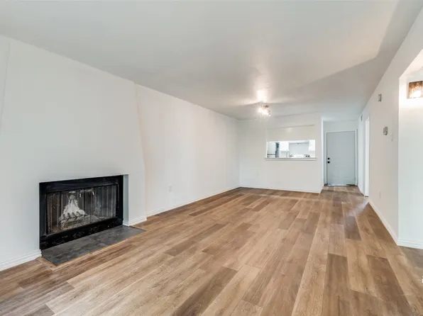 6050 Melody Ln APT 238, Dallas, TX 75231
